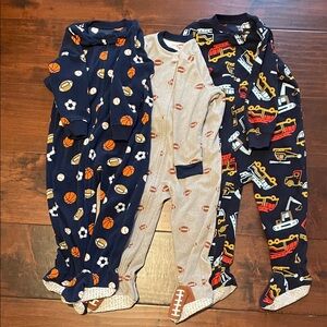 Carter’s 2T Fleece Footie Pajamas - Bundle of 3